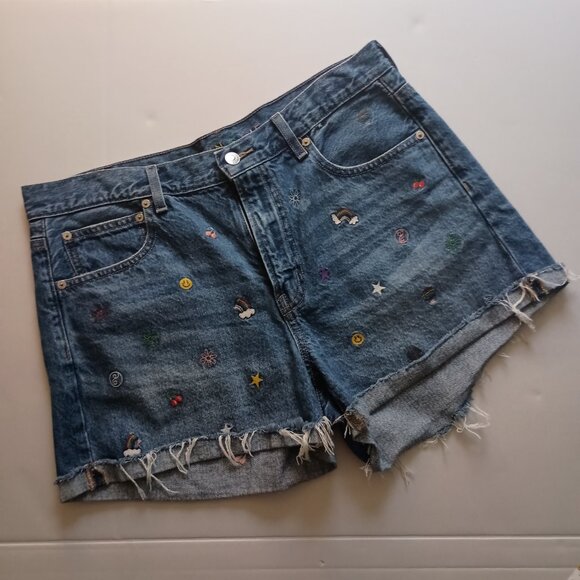 American Eagle Relaxed  Medium Wash Embroidered Frayed Shorts Women’s Size 12 - Picture 16 of 16